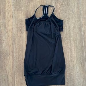 Lululemon womenswear razorback top. Size 8.
